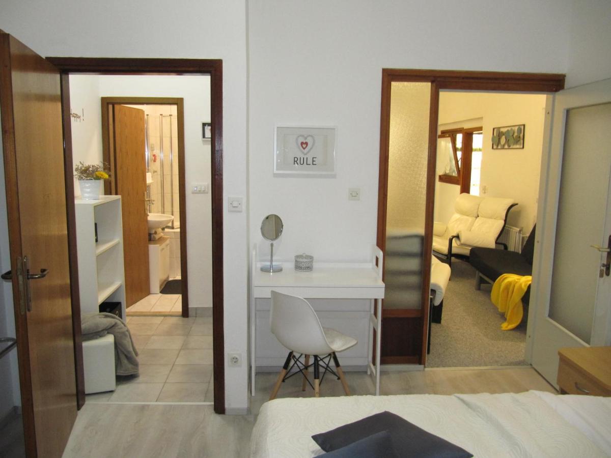 Apartments Antonio Medolino Esterno foto
