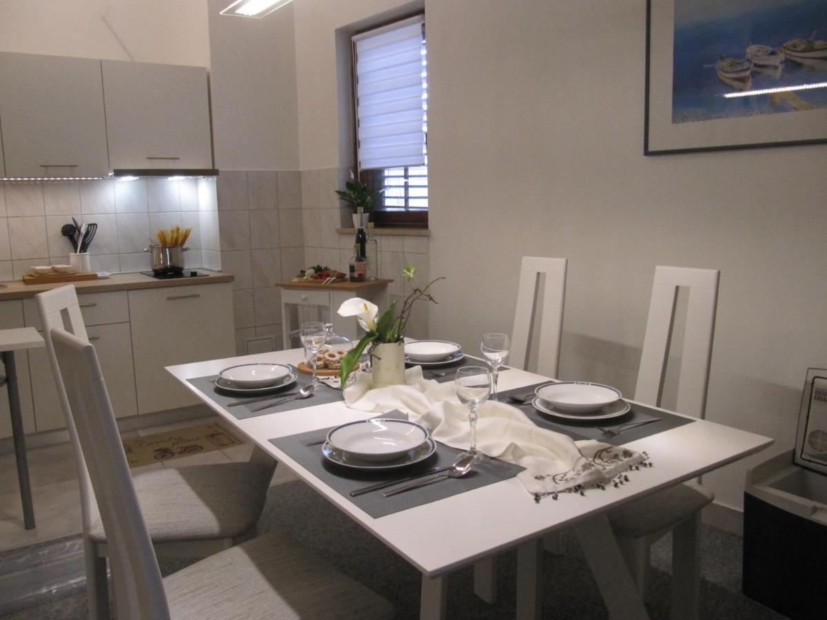 Apartments Antonio Medolino Esterno foto